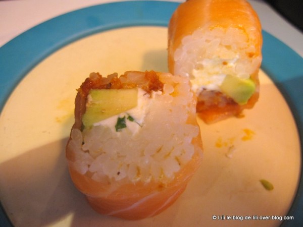 Eat-sushi-3.JPG