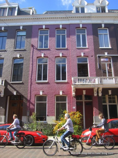 Amsterdam-maison-rose.JPG
