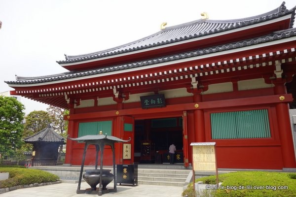 Tokyo : le quartier du temple Senso-ji, à Asakusa