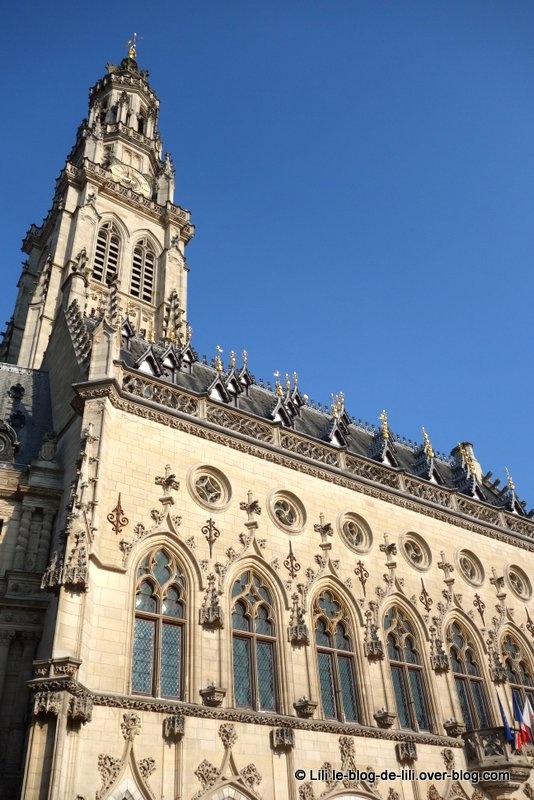 Le centre d'Arras : l'hôtel de ville et son beffroi, la place des Héros et la Grand place