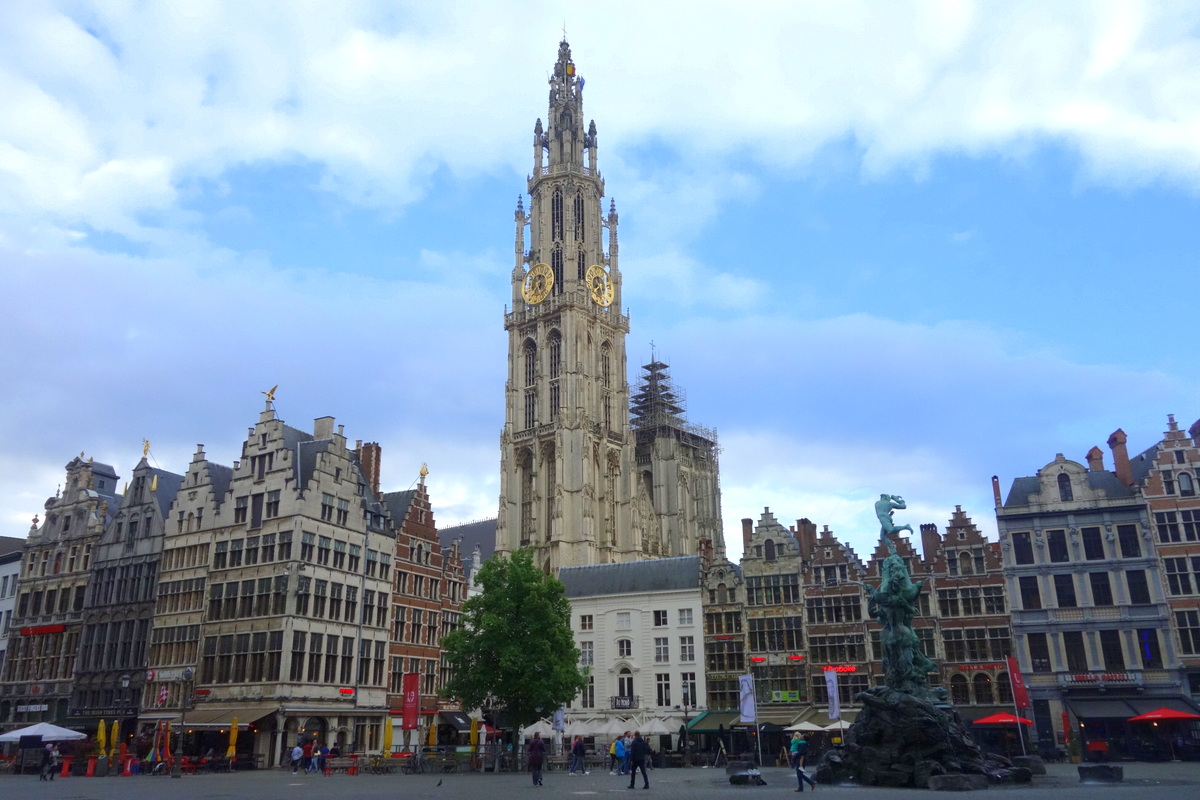 La Grand place d'Anvers